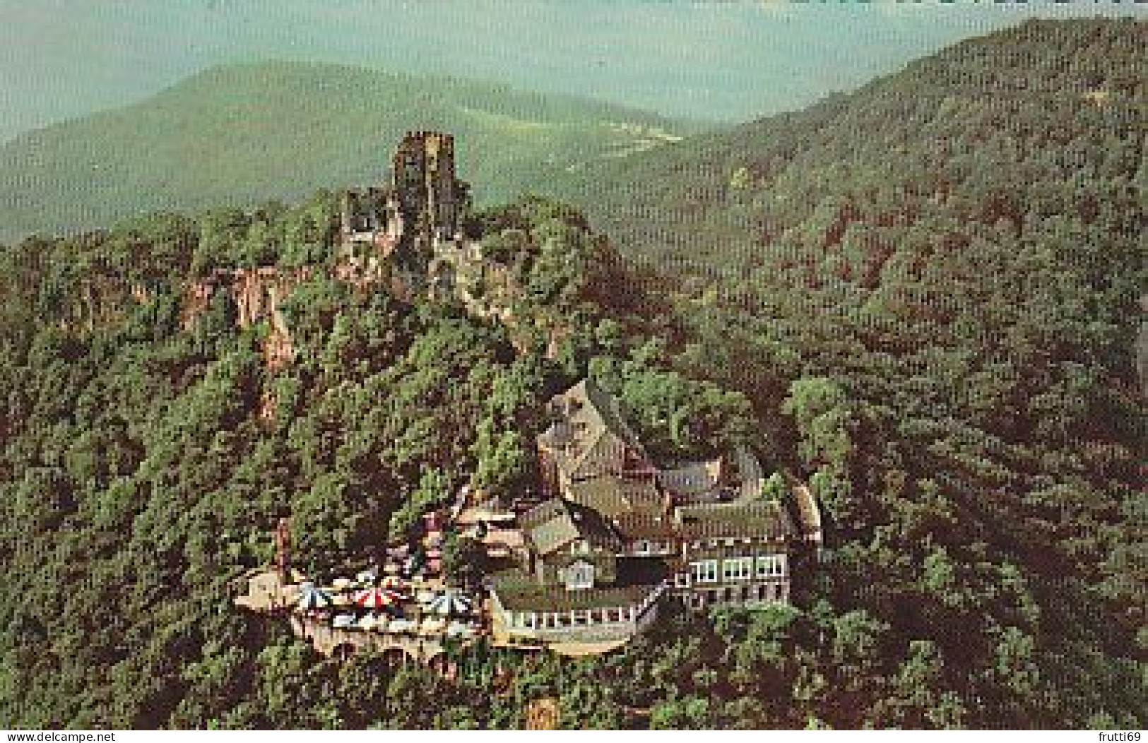 AK 216086 GERMANY - Ruine Drachenfels Mit Hotel-Restaurant Auf Dem Drachenfels - Drachenfels