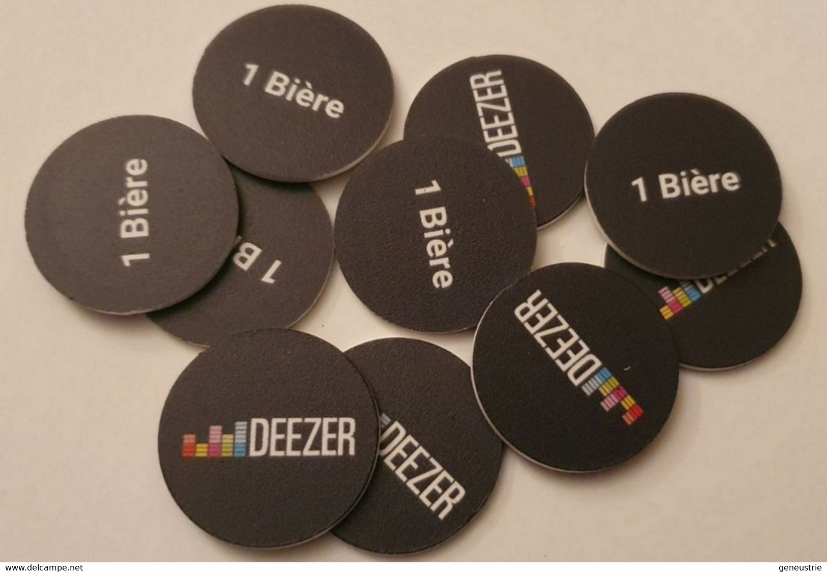 Lot De 10 Jetons Nécessité évènementiel Paris "1 Bière / Deezer" Spectacle Parisien - Monedas / De Necesidad