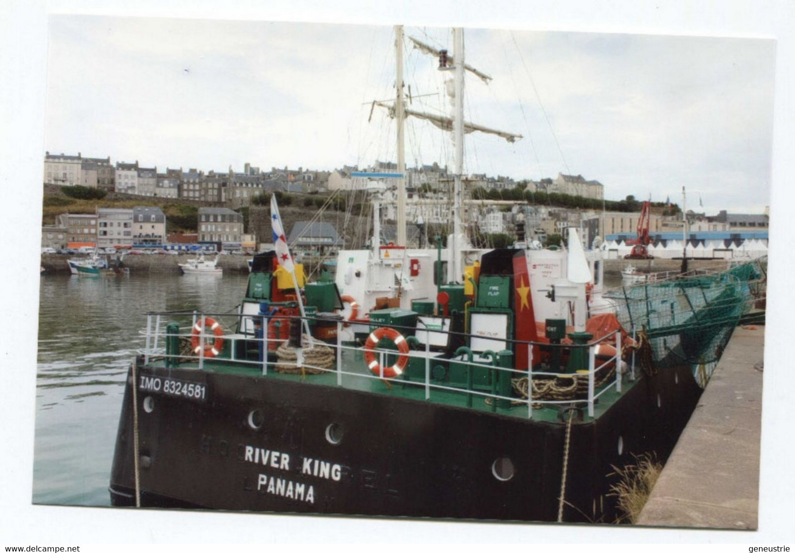 Photo-carte - Le Cargo"River King" De Panama Dans Le Port De Granville - Normandie - Koopvaardij