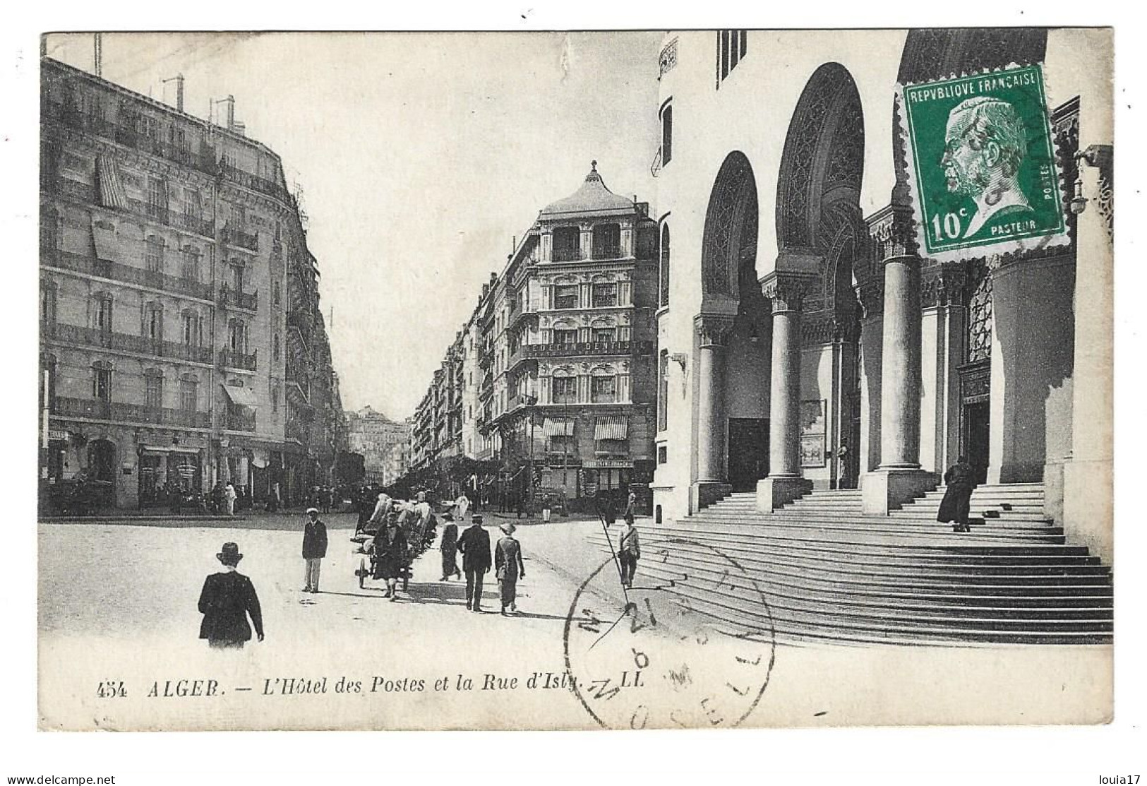 - Alger : L' Hotel Des Postes Et La Rue D' Isly - Alger