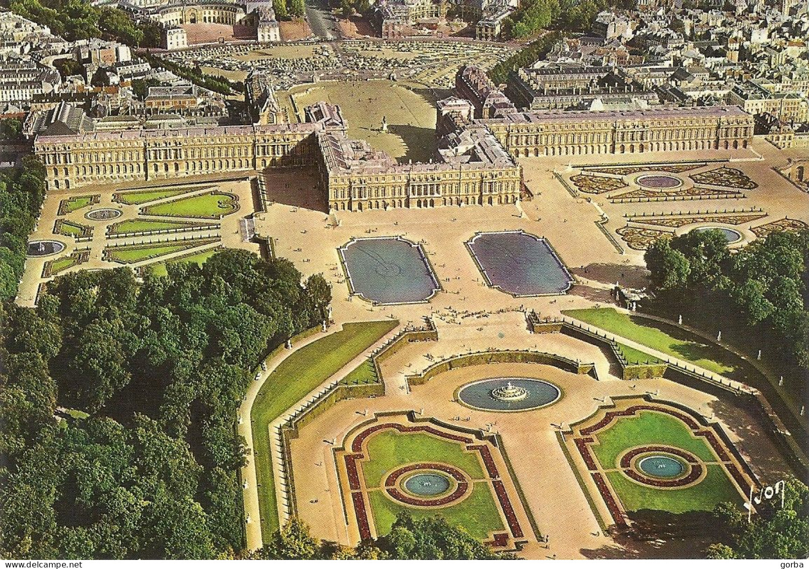 *CPM  -78 - VERSAILLES - Le Château , Les Parterres Et Le Bassin De Latonne - Versailles (Castello)