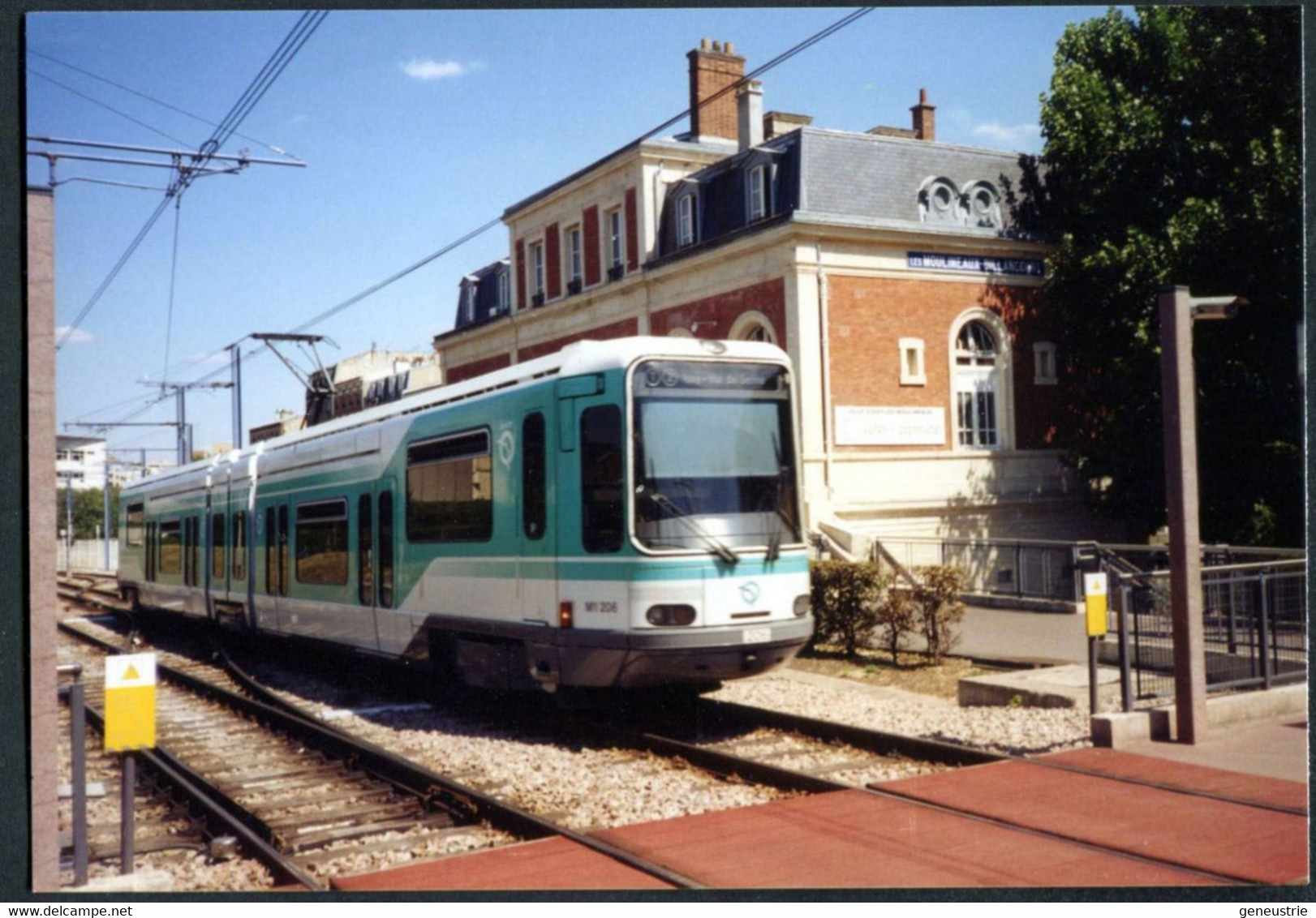 Photo-carte 2003 "Tramway Alstom TFS" Gare Des Moulineaux-Billancourt (ligne T2 Bezons/Paris) Tram Issy-Les-Moulineaux - Tranvía