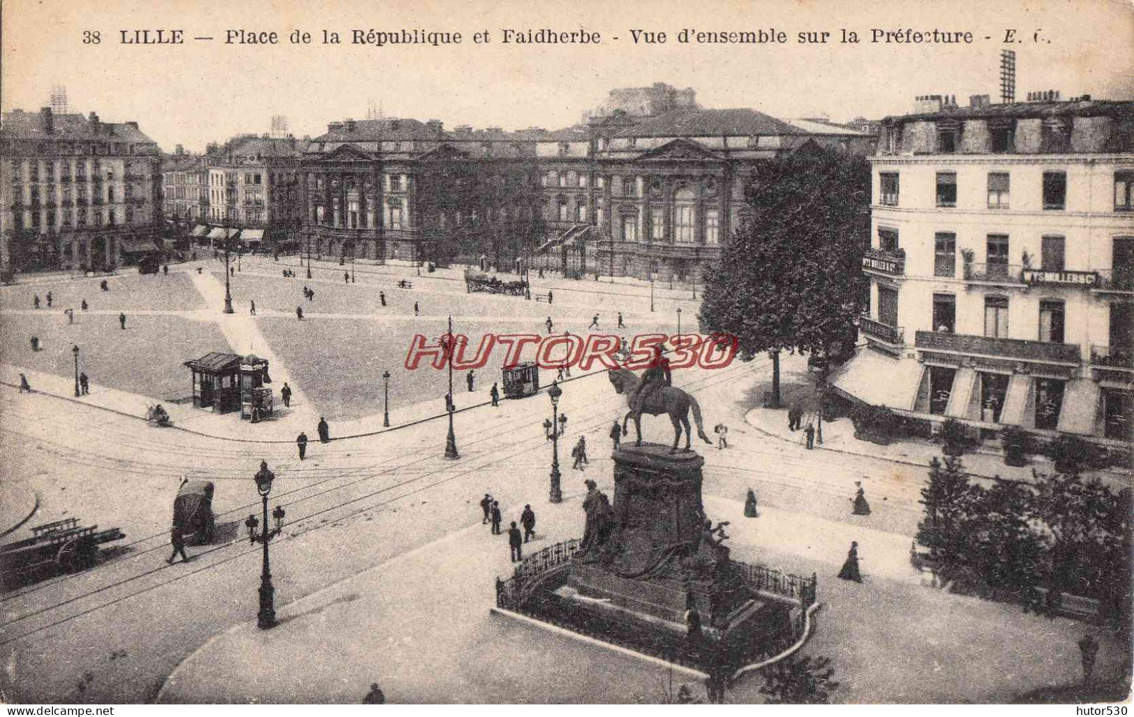 CPA LILLE - PLACE DE LA REPUBLIQUE - Lille