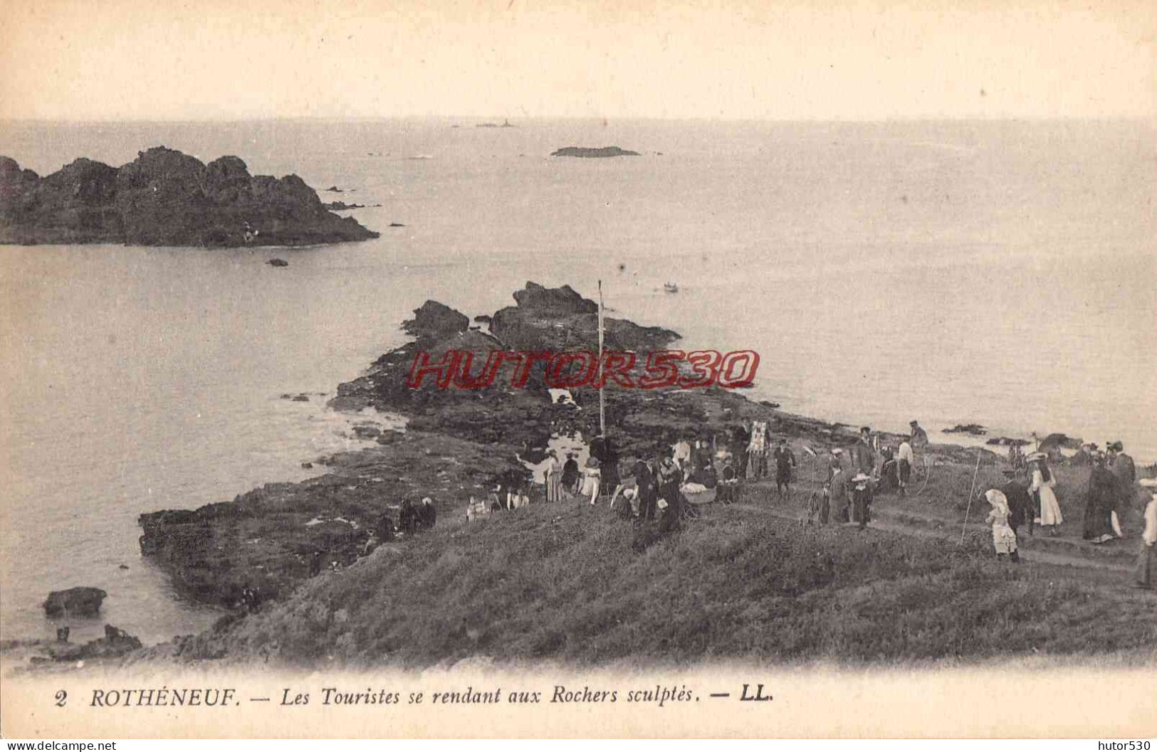 CPA ROTHENEUF - LES TOURISTES SE RENDANT AUX ROCHERS SCULPTES - Rotheneuf