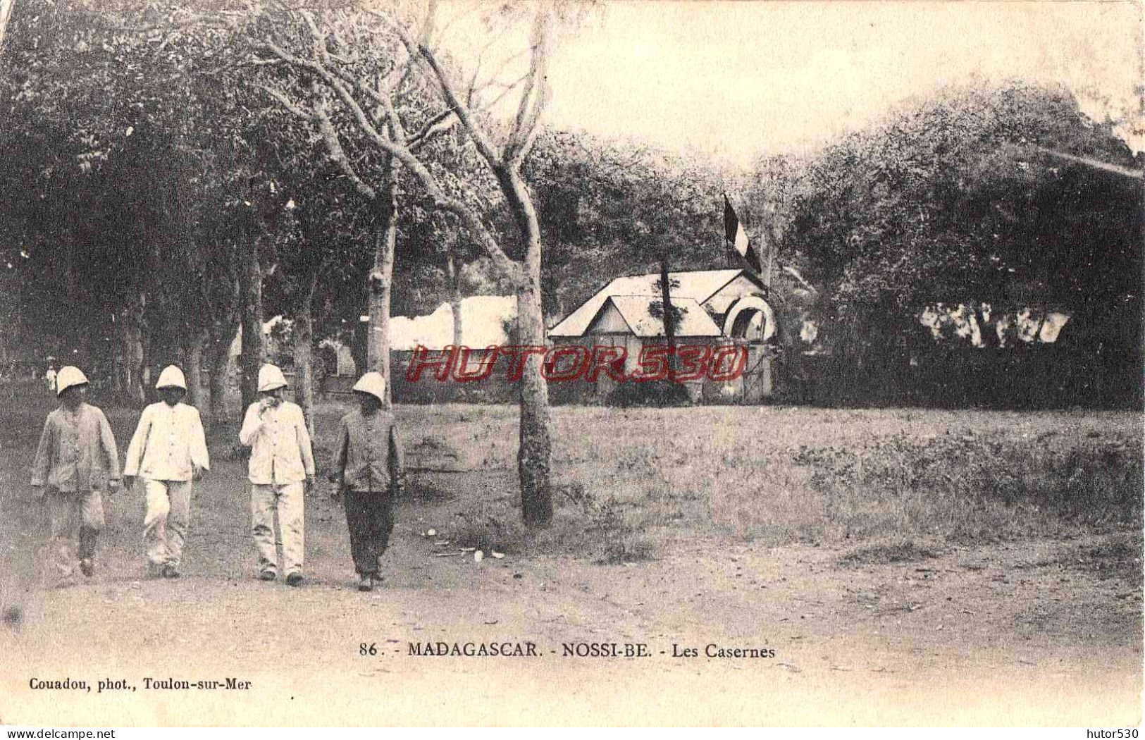 CPA MADAGASCAR - NOSSI BE - LES CASERNES - Madagaskar