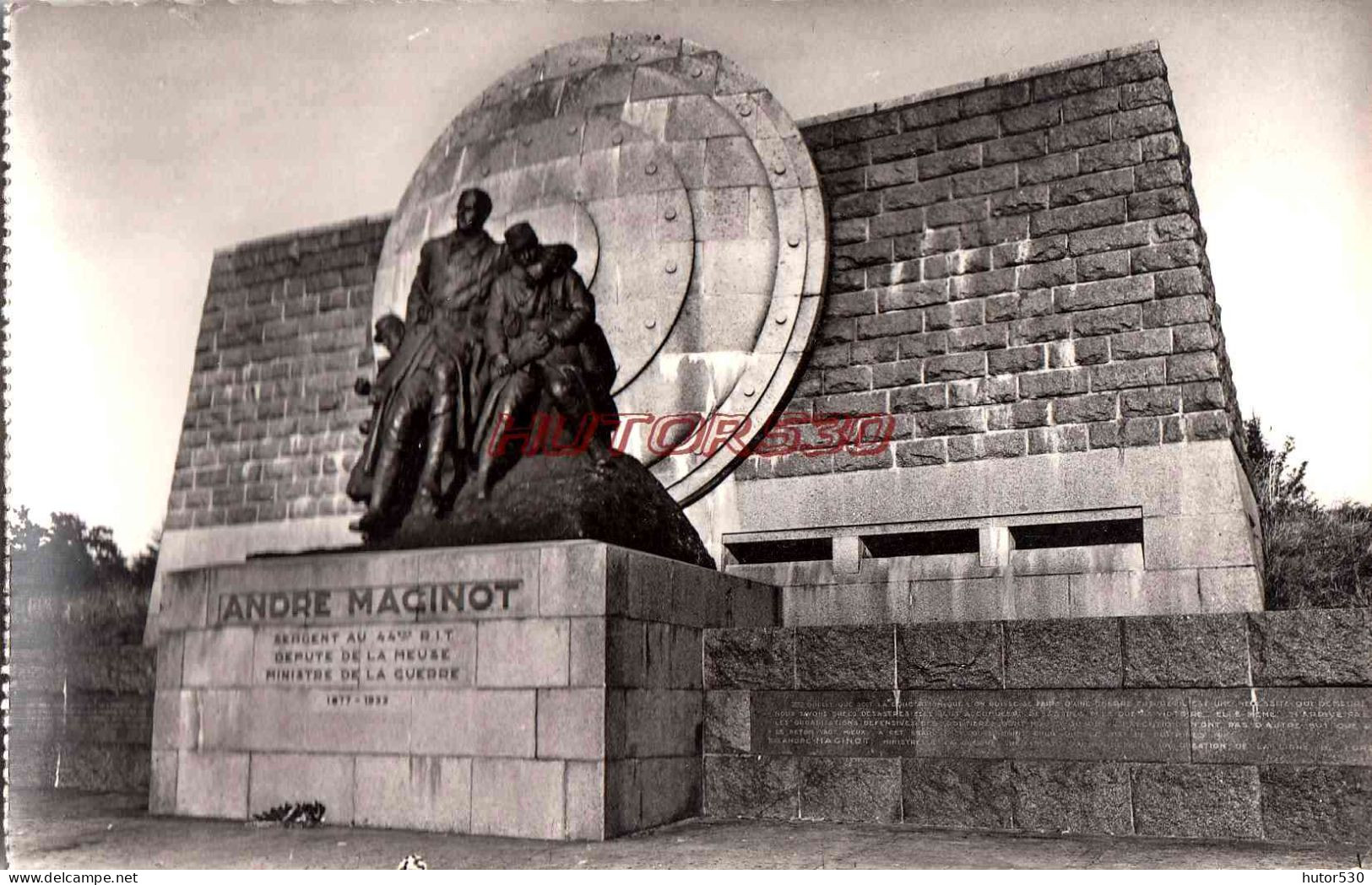 CPSM VERDUN - LE MONUMENT ANDRE MAGINOT - Verdun
