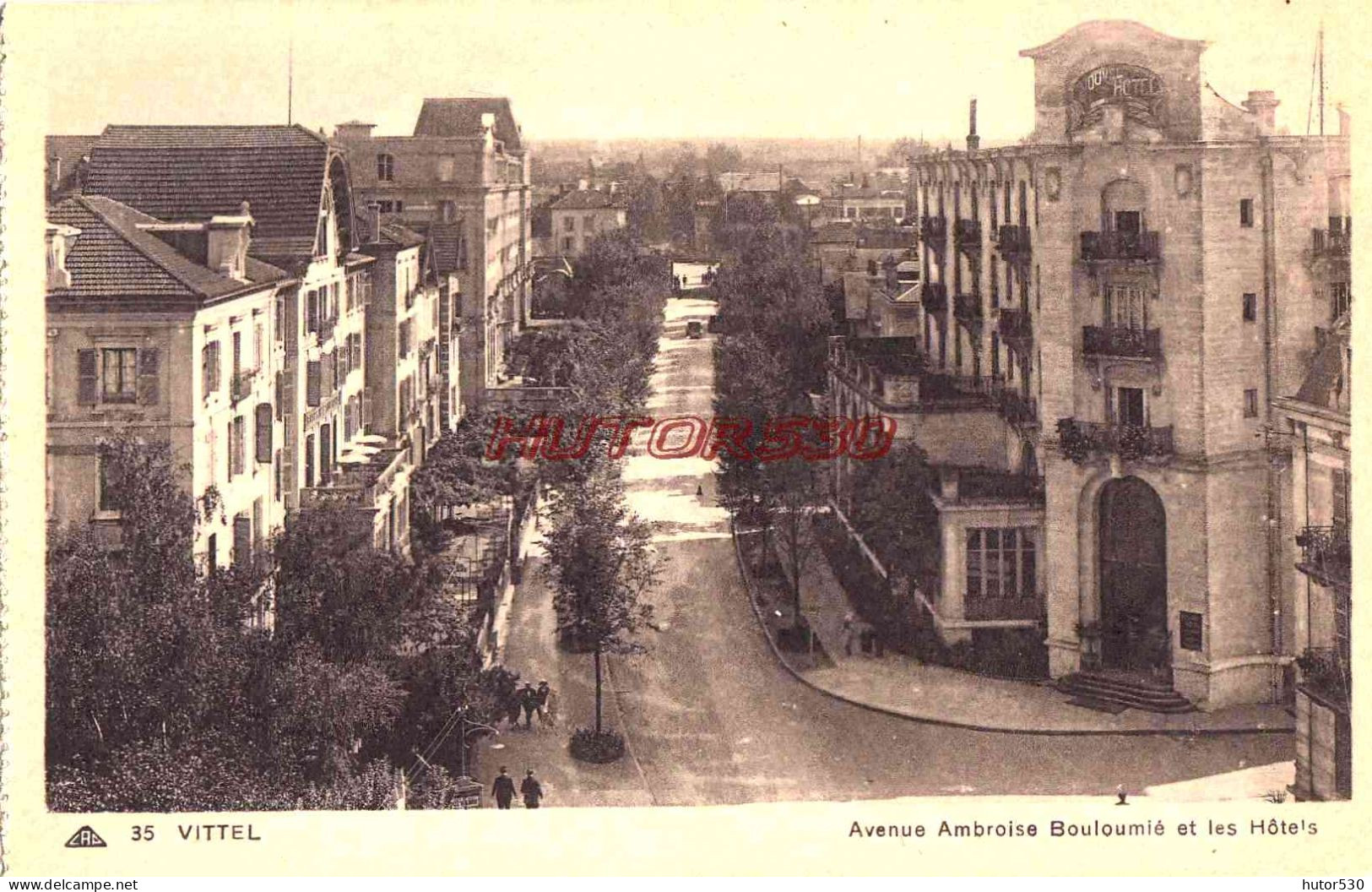 CPA VITTEL - AVENUE AMBROISE BOULOUMIE ET HOTELS - Contrexeville