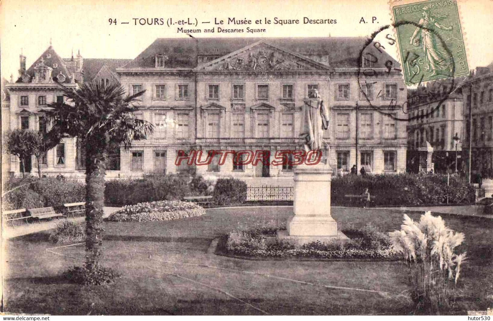 CPA TOURS - LE MUSEE ET LE SQUARE DESCARTES - Tours