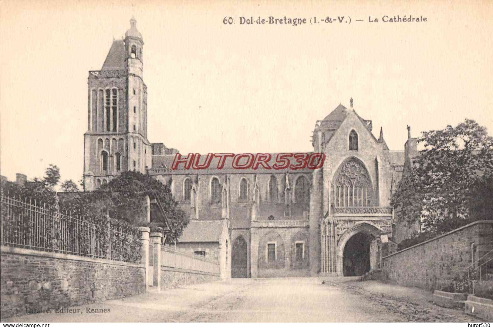 CPA DOL DE BRETAGNE - LA CATHEDRALE - Dol De Bretagne