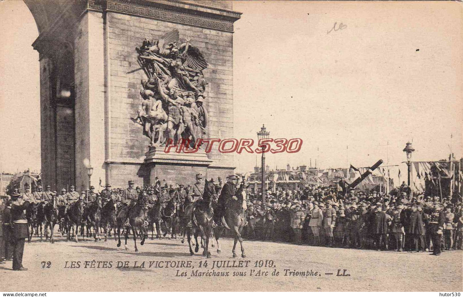 CPA PARIS - FETES DE LA VICTOIRE 1919 - A L'ARC DE TRIOMPHE - Arc De Triomphe