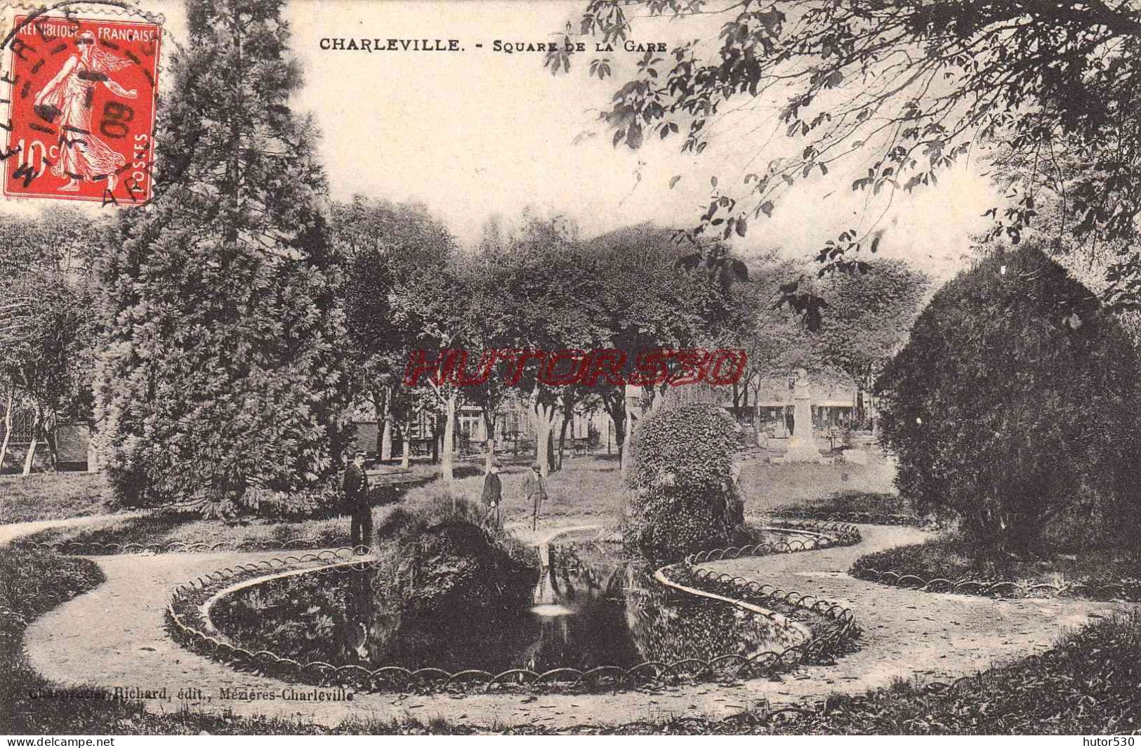 CPA CHARLEVILLE - SQUARE DE LA GARE - Charleville