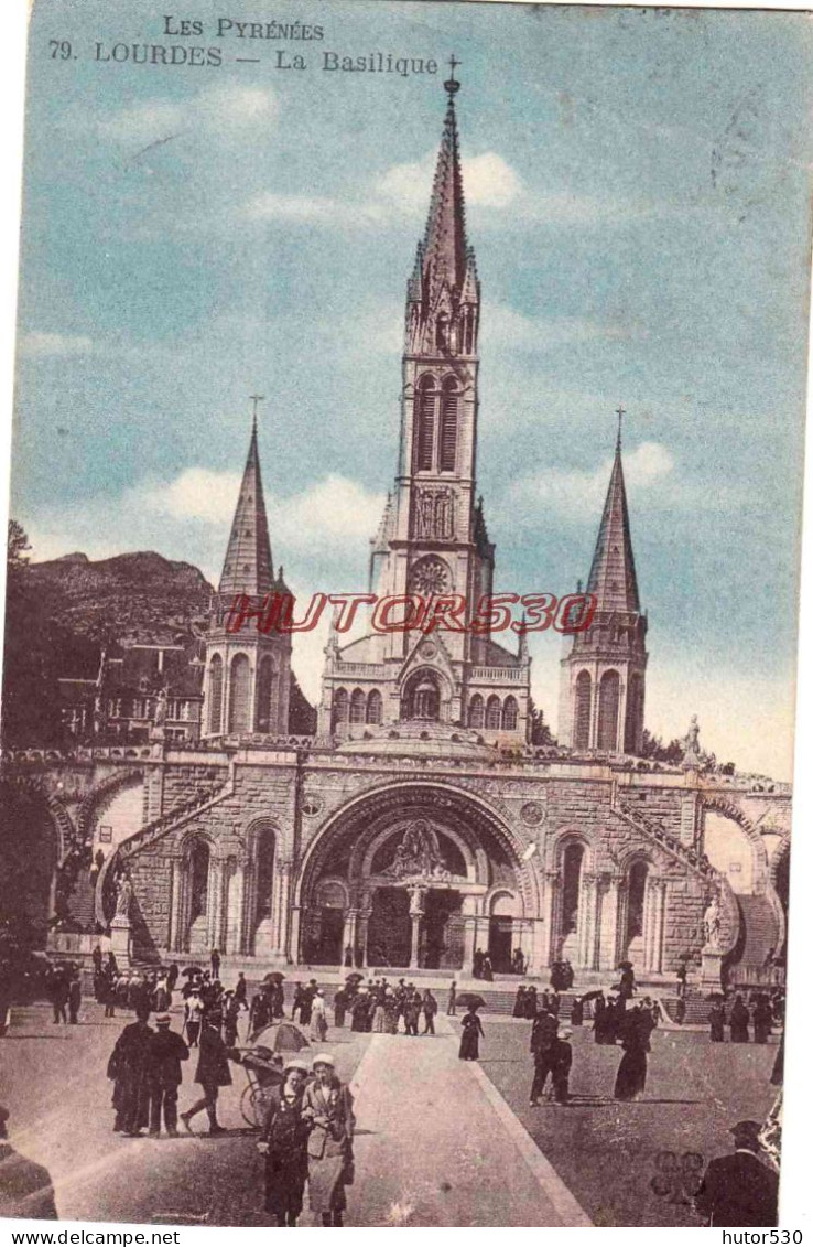 CPA LOURDES - LA BASILIQUE - Lourdes