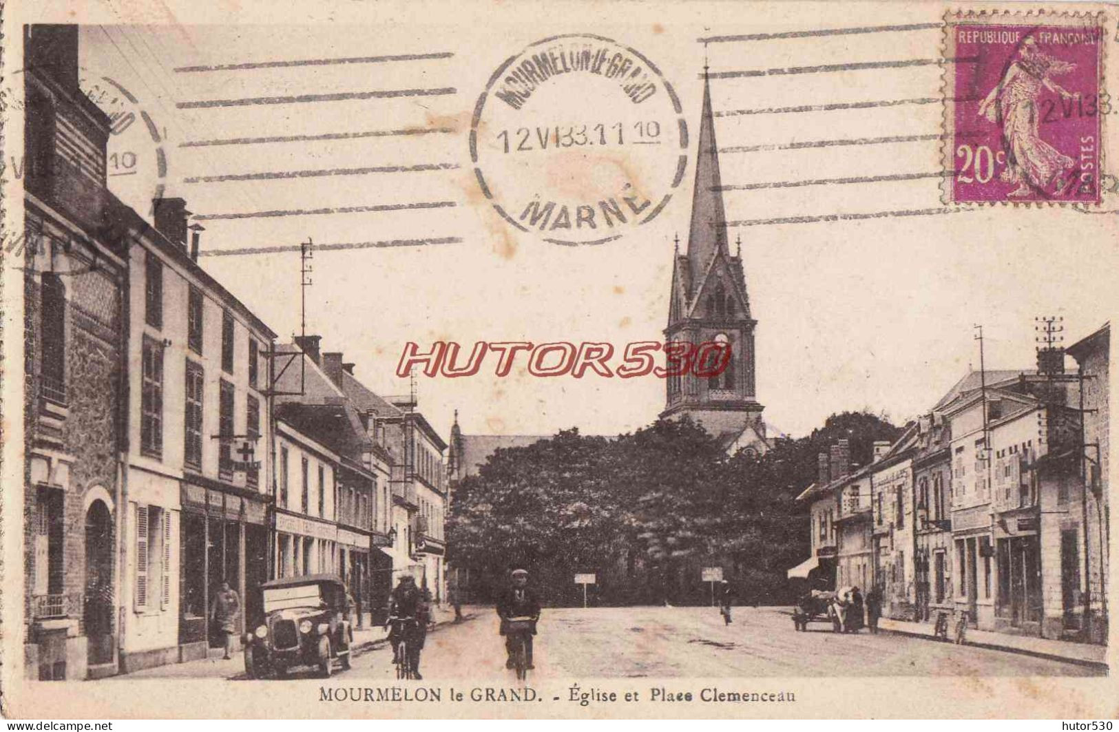 CPA MOURMELON LE GRAND - EGLISE ET PLACE CLEMENCEAU - Mourmelon Le Grand