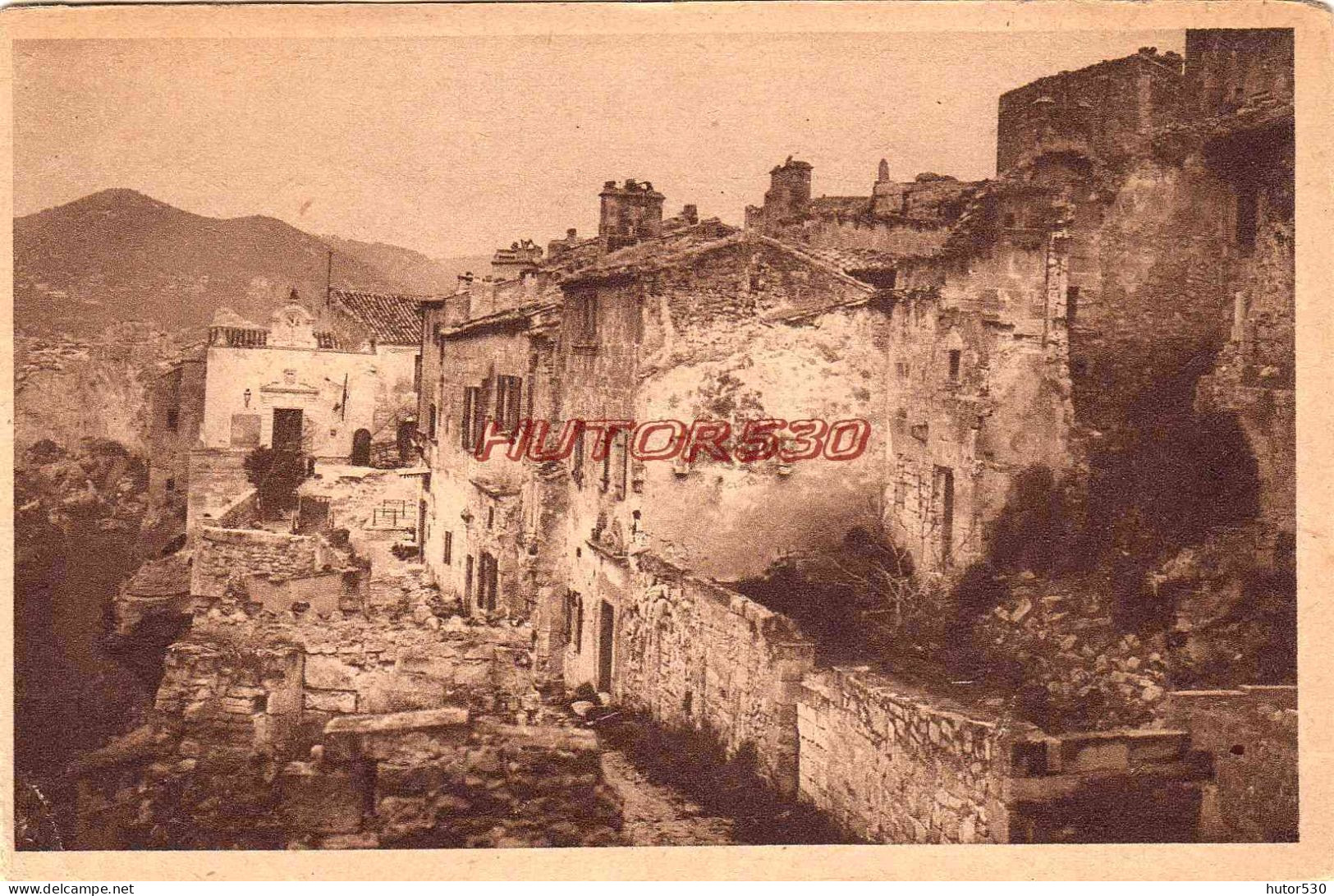 CPA LES BAUX - RUE DE L'EGLISE - Autres & Non Classés