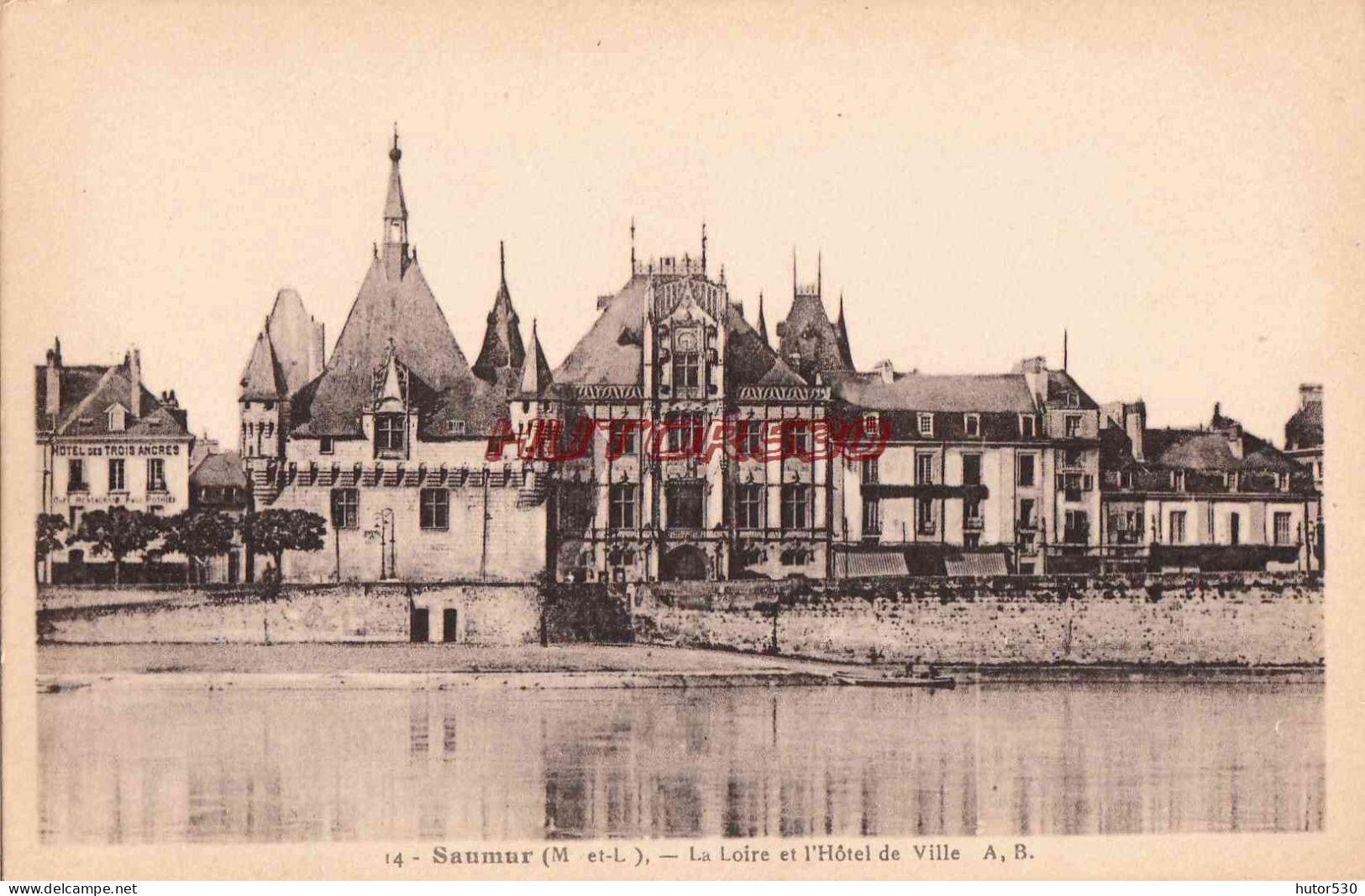 CPA SAUMUR - LA LOIRE ET L'HOTEL DE VILLE - Saumur