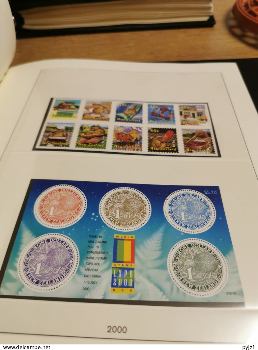 2000 MNH New Zealand According To Lindner-T Album Postfris** - Komplette Jahrgänge