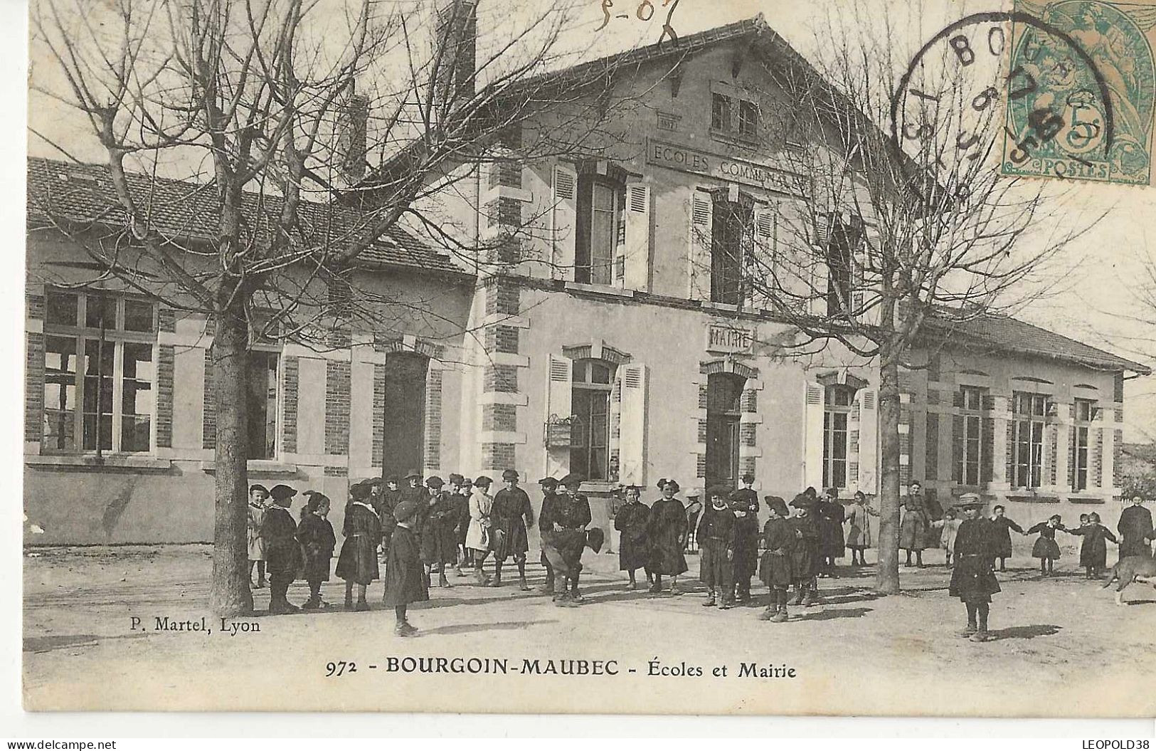 BOURGOIN MAUBEC Ecole Et Mairie - Bourgoin