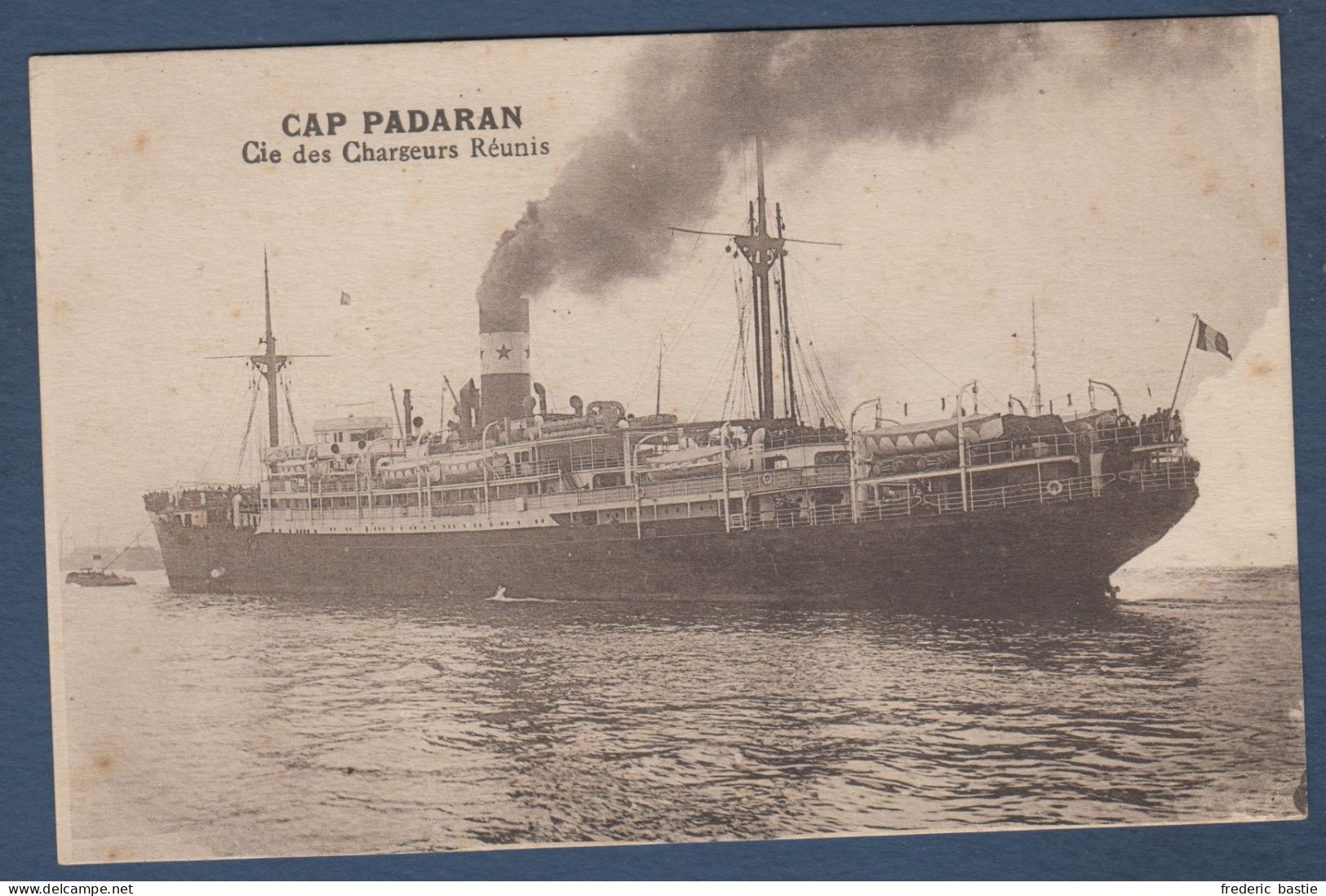 CAP  PARADAN - Steamers