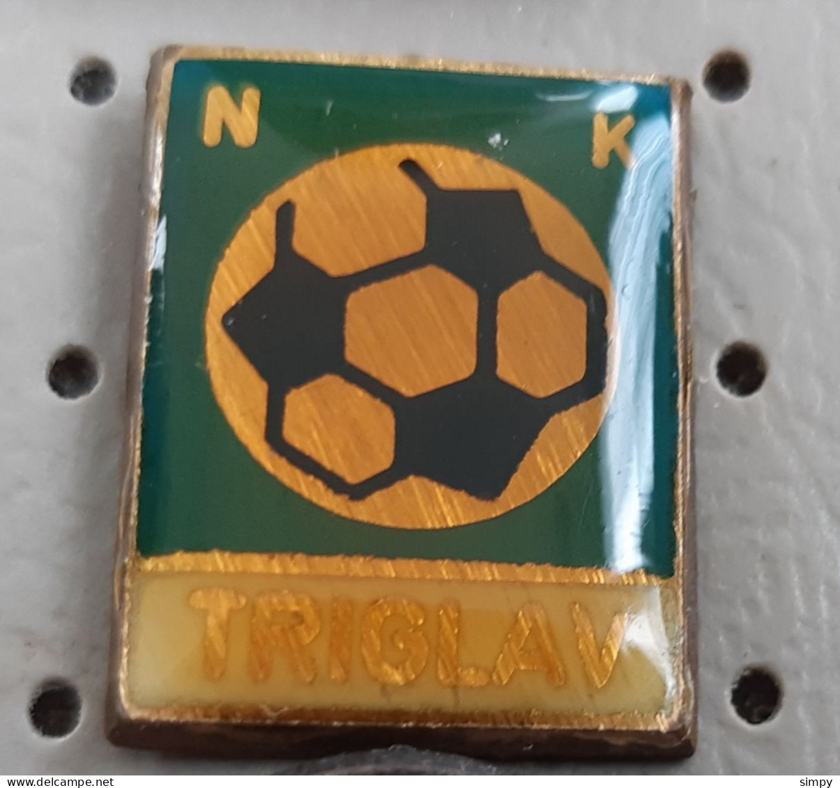 Football Club NK Triglav Kranj Slovenia  Pin - Voetbal