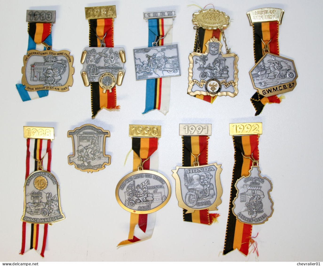 Médaille De Club-BE-Moto_Honda_GWMCB_Gold Wing Motor Club Belgium_lot De 10 Médailles_23-04-1 - Firma's