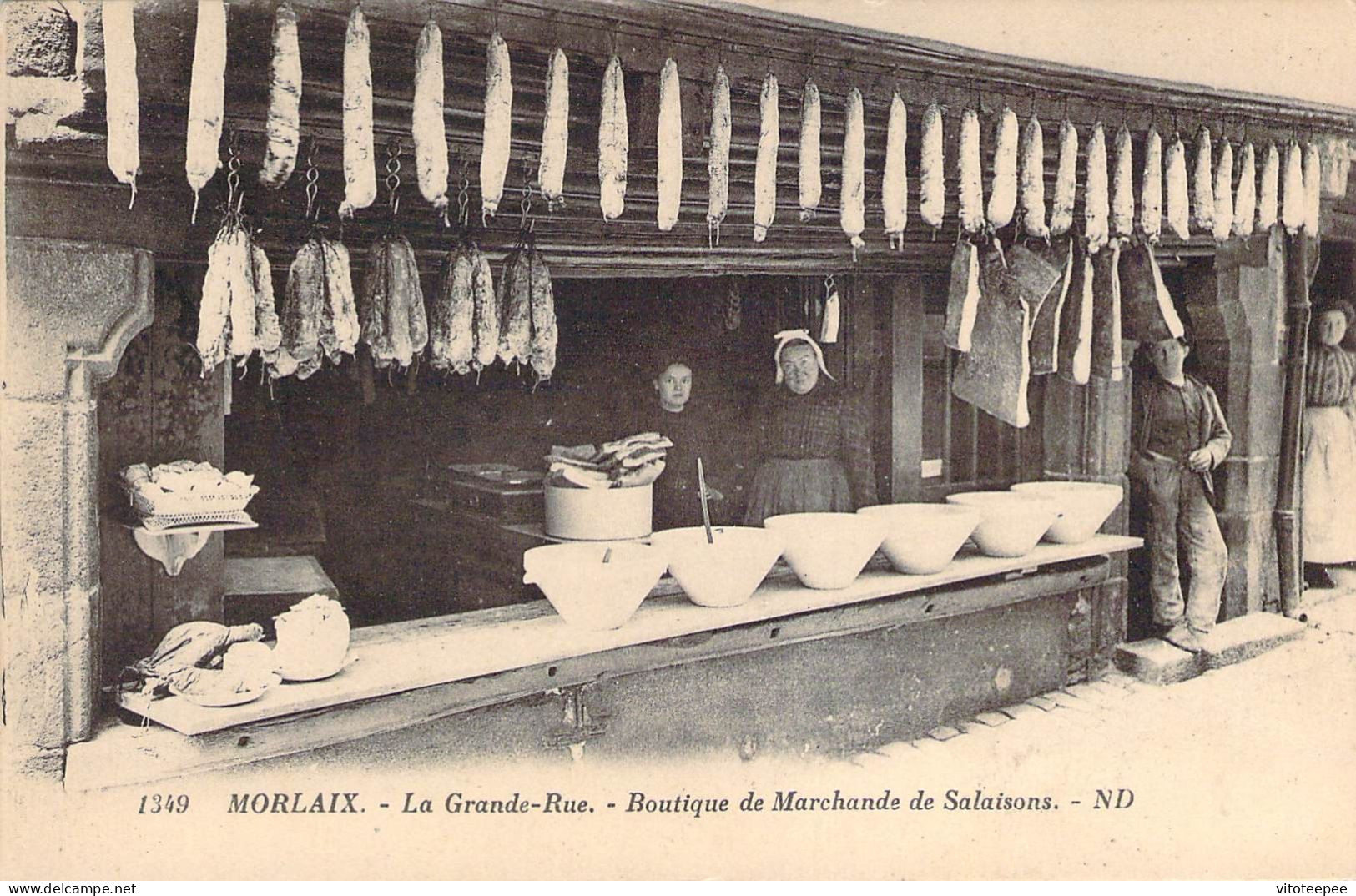 Boutique De Marchande De Salaisons Saucissons Dans La Grande Rue De Morlaix Finistère ND1349 - Morlaix