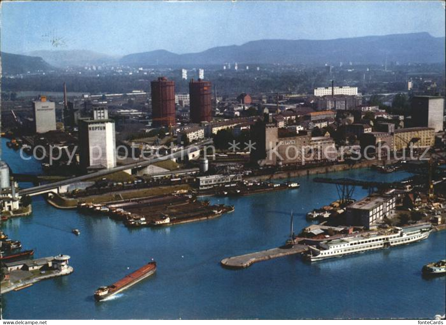 11880961 Kleinhueningen Fliegeraufnahme Hafenbecken I II Rheinhafen Signalstatio - Autres & Non Classés