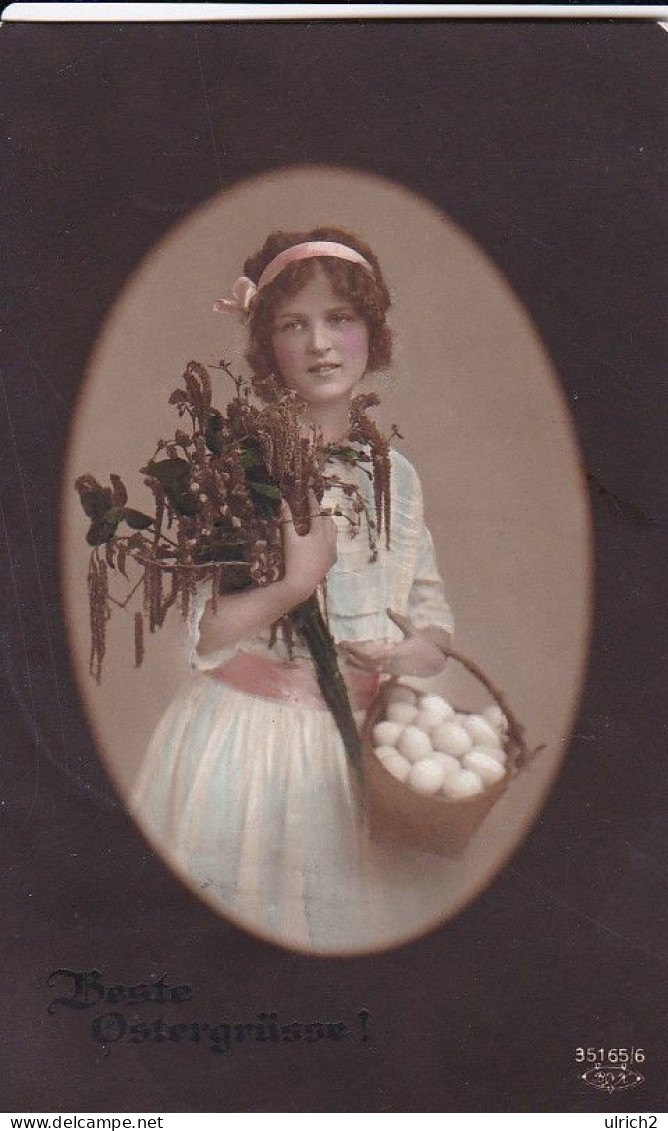 AK Beste Ostergrüsse - Mädchen Mit Blumen Und Korb Mit Eiern - 1923 (69092) - Ostern