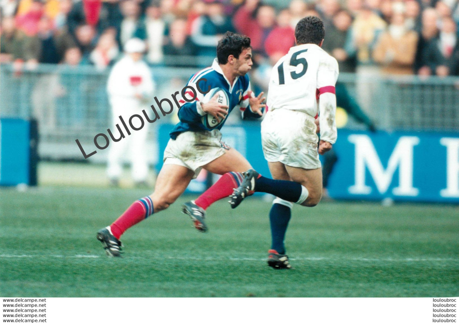 RUGBY TOURNOI DES 5 NATIONS 02/1998 FRANCE  ANGLETERRE 21/17 STADE DE FRANCE  PHOTO DE PRESSE AGENCE  ANGELI 27X18cm R6 - Deportes