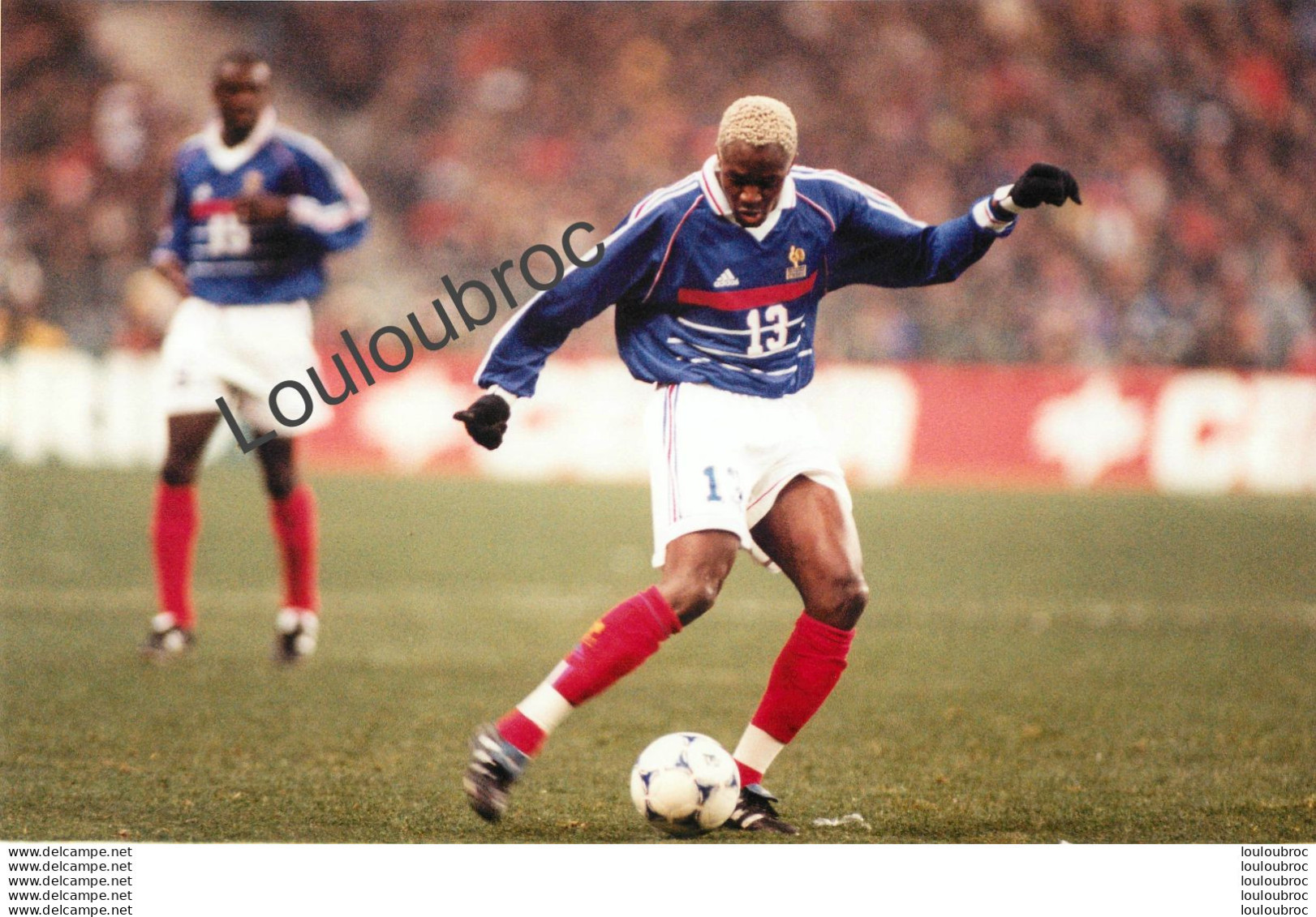 FOOTBALL FRANCE ESPAGNE 28/01/1998 PREMIER MATCH AU STADE DE FRANCE I. BA   PHOTO DE PRESSE AGENCE  ANGELI 27 X18cm Ref1 - Sport