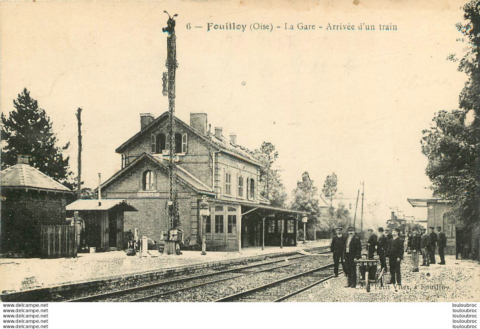 FOUILLOY LA GARE ARRIVEE D'UN TRAIN - Other & Unclassified