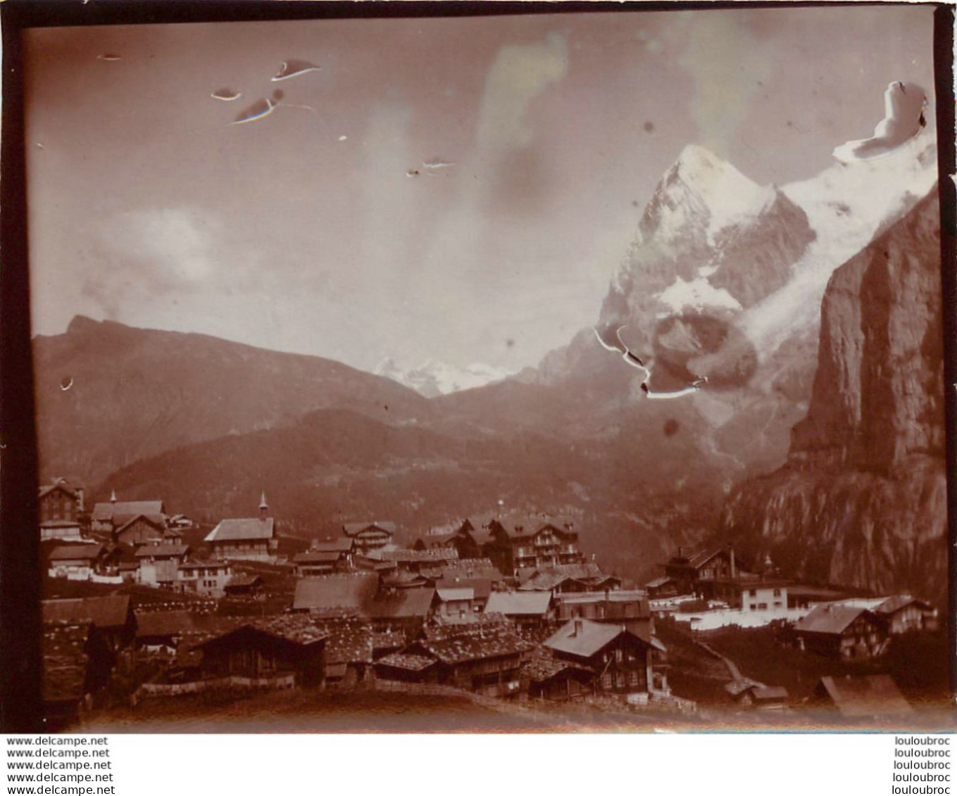 ALPES FRANCE OU SUISSE VILLAGE DE MONTAGNE PHOTO ORIGINALE 13 X 10 CM N27 - Orte