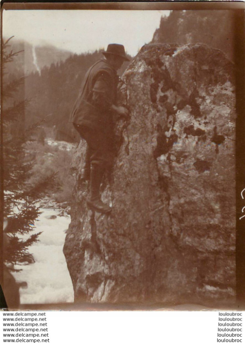 ALPINISME ASCENSION DANS LES ALPES FRANCE OU SUISSE ANNEE 1900 PHOTO ORIGINALE 13 X 10 CM  M1 - Plaatsen