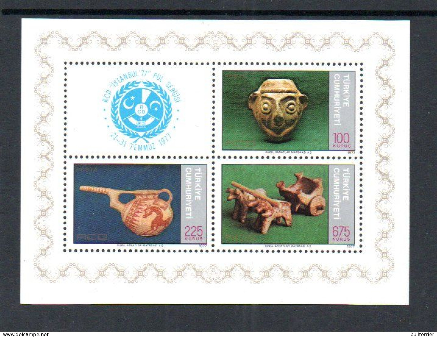 TURKEY - 1977 - RCD /POTTERY SOUVENIR SHEET MINT NEVER HINGED , SG CAT £15 - Unused Stamps