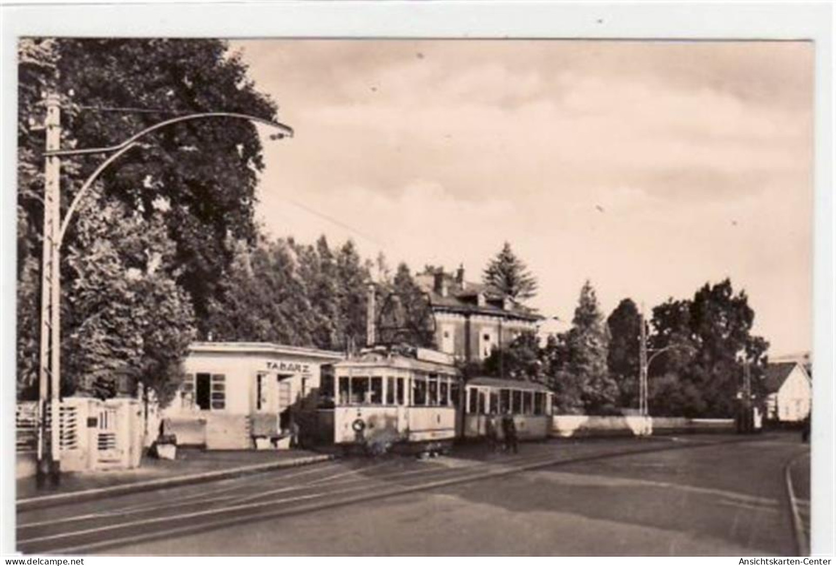 39002206 - Fotokarte Von Tabarz I. Thuer. Endstation Der Thueringer Waldbahn Ungelaufen  Eckbug Oben Rechts Sonst Gut E - Tabarz