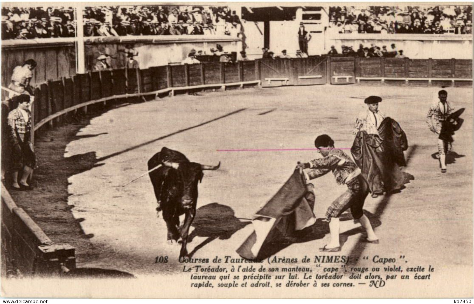 Arenes De Nimes - Stierkampf - Corrida