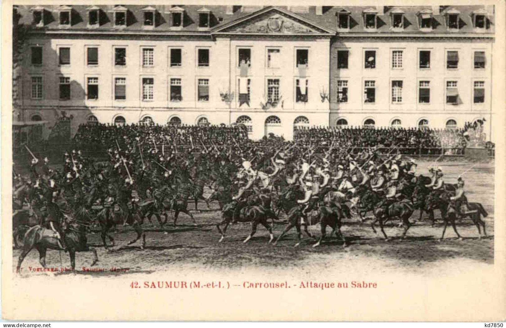 Saumur - Carrousel - Attaque Au Sabre - Saumur