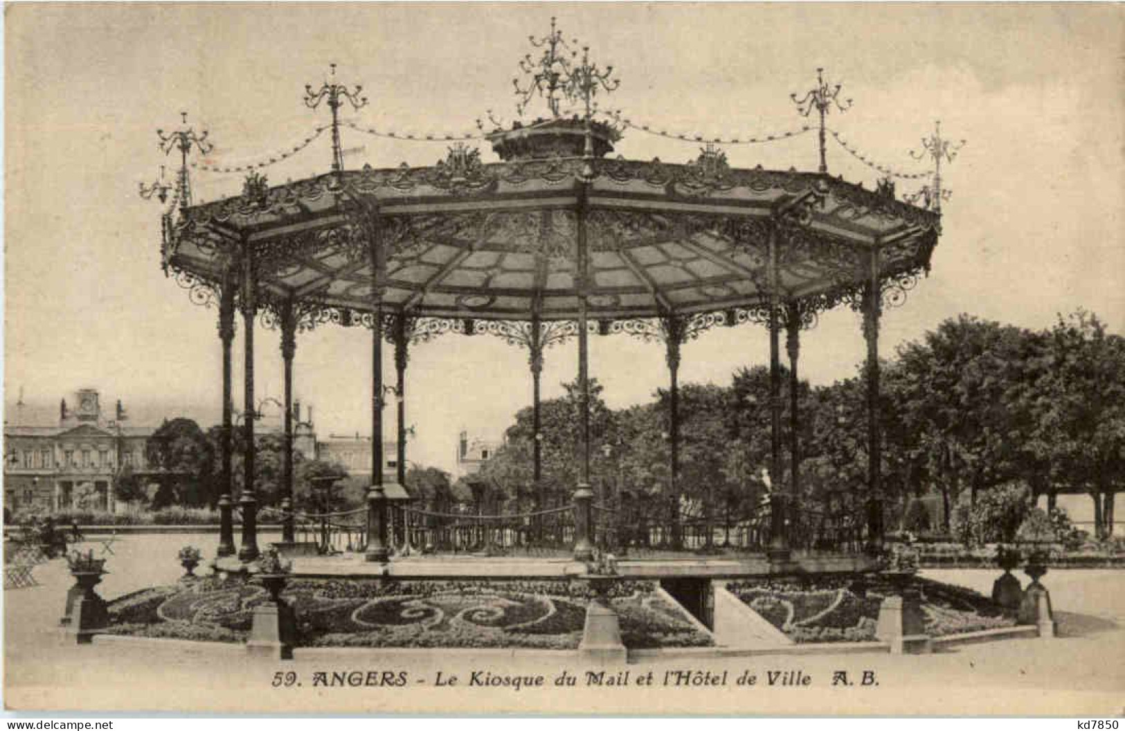 Angers - Le Kiosque Du Mail - Angers