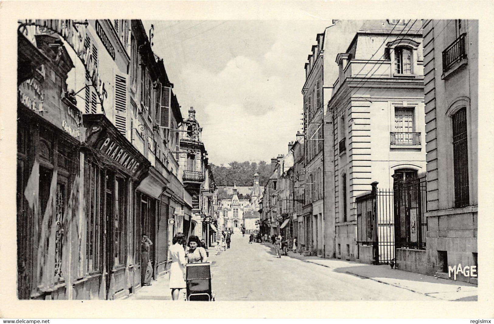 02-CHÂTEAU THIERRY-PASSANTS RUE CARNOT-N°2040-B/0343 - Chateau Thierry