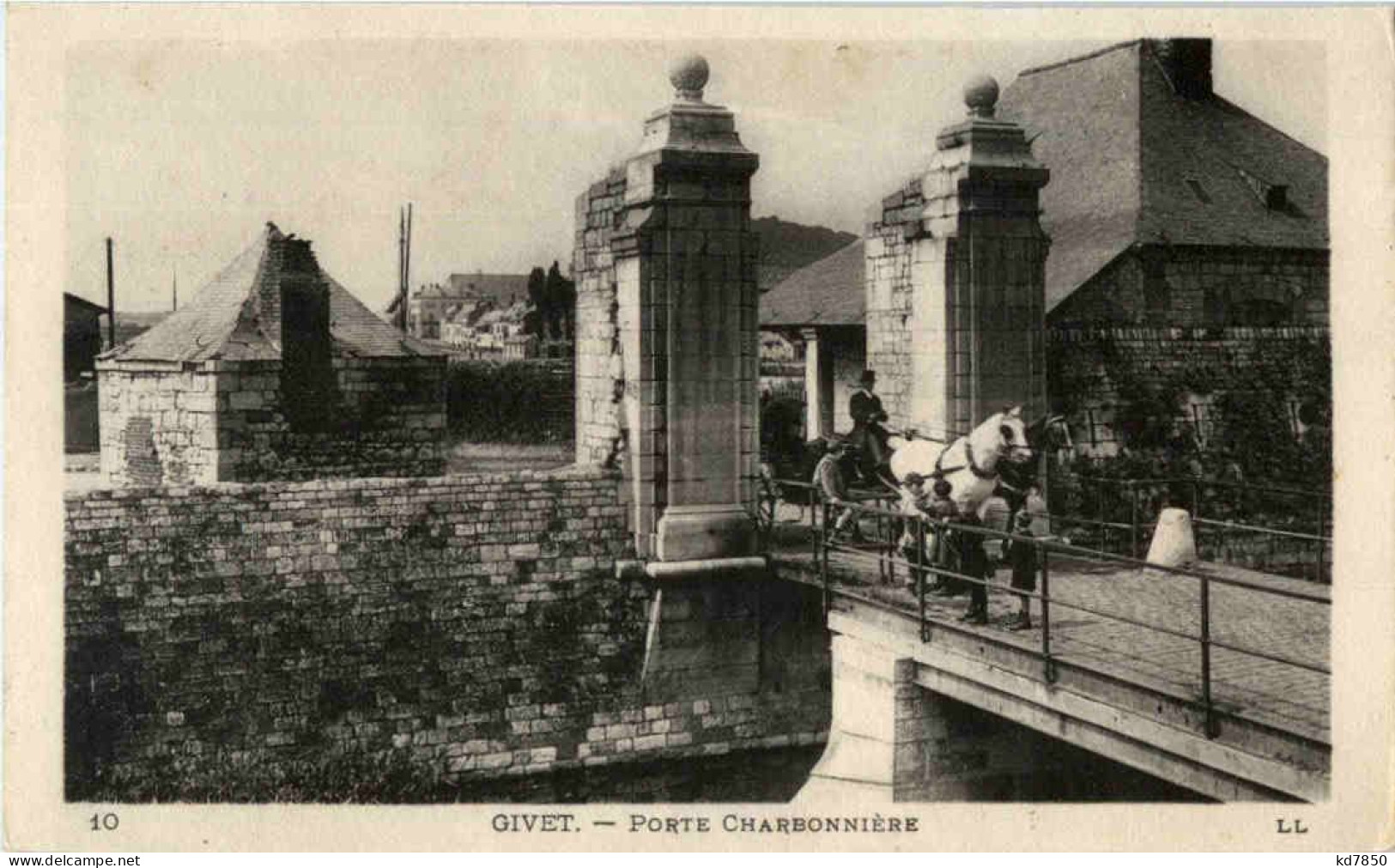 Givet - Porte Charbonniere - Givet