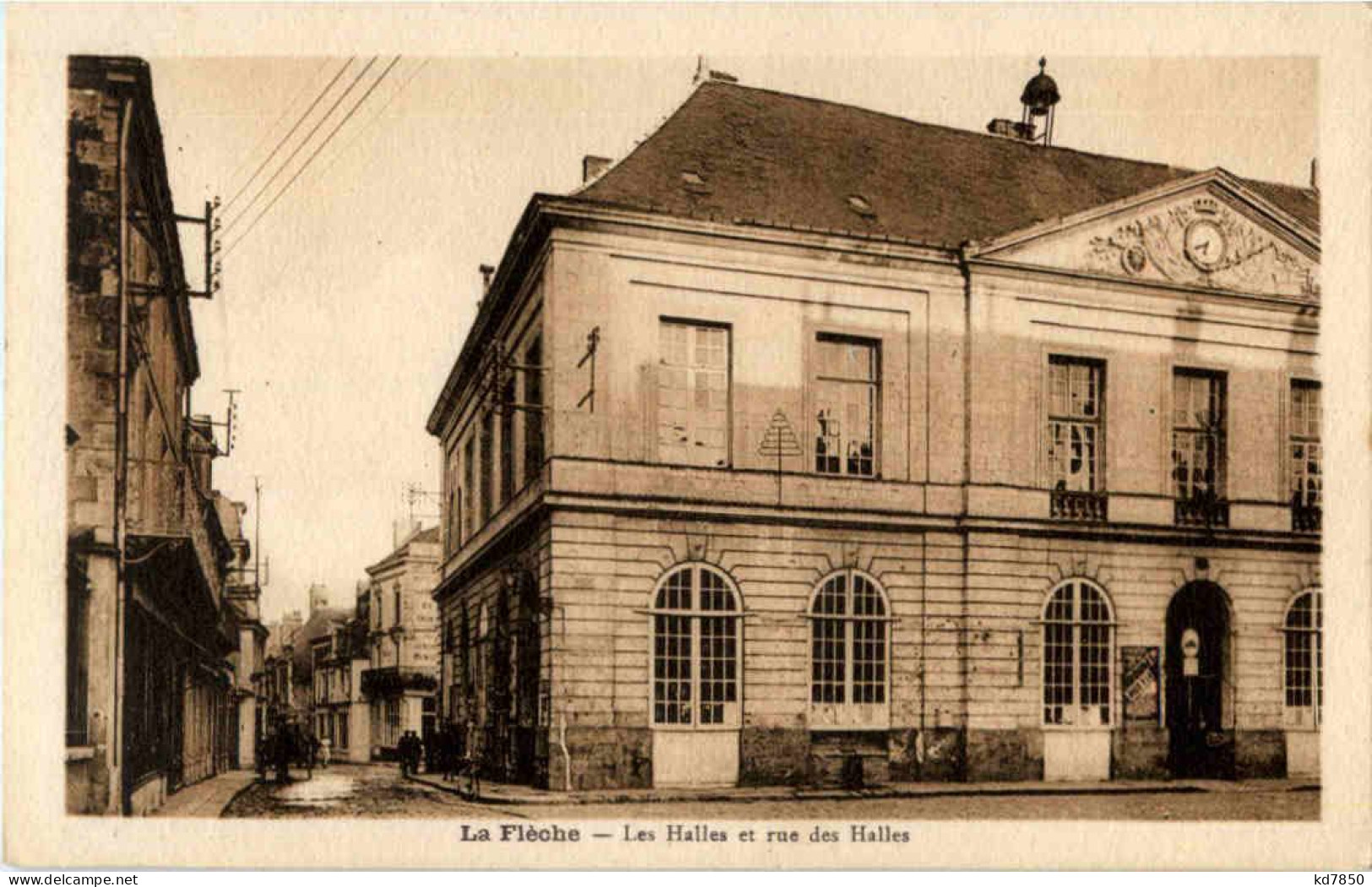 La Fleche - Les Halles - Autres & Non Classés