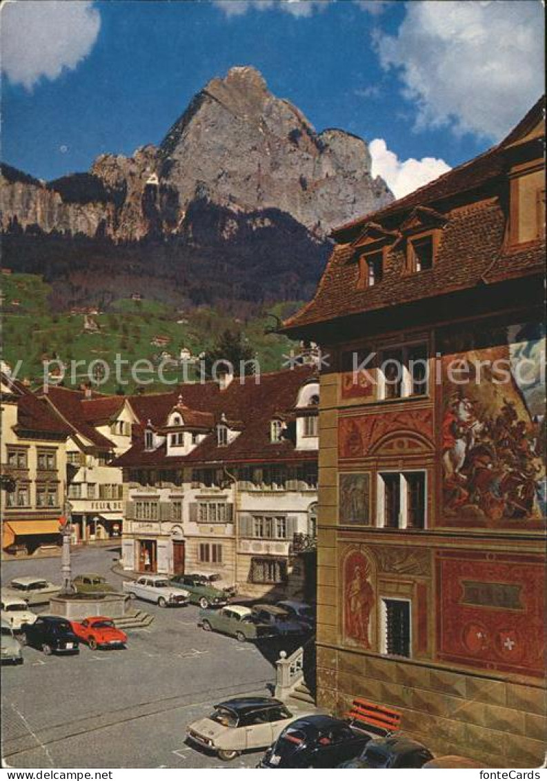 11878174 Schwyz Rathaus Hauptplatz Mythen Autos Schwyz - Otros & Sin Clasificación