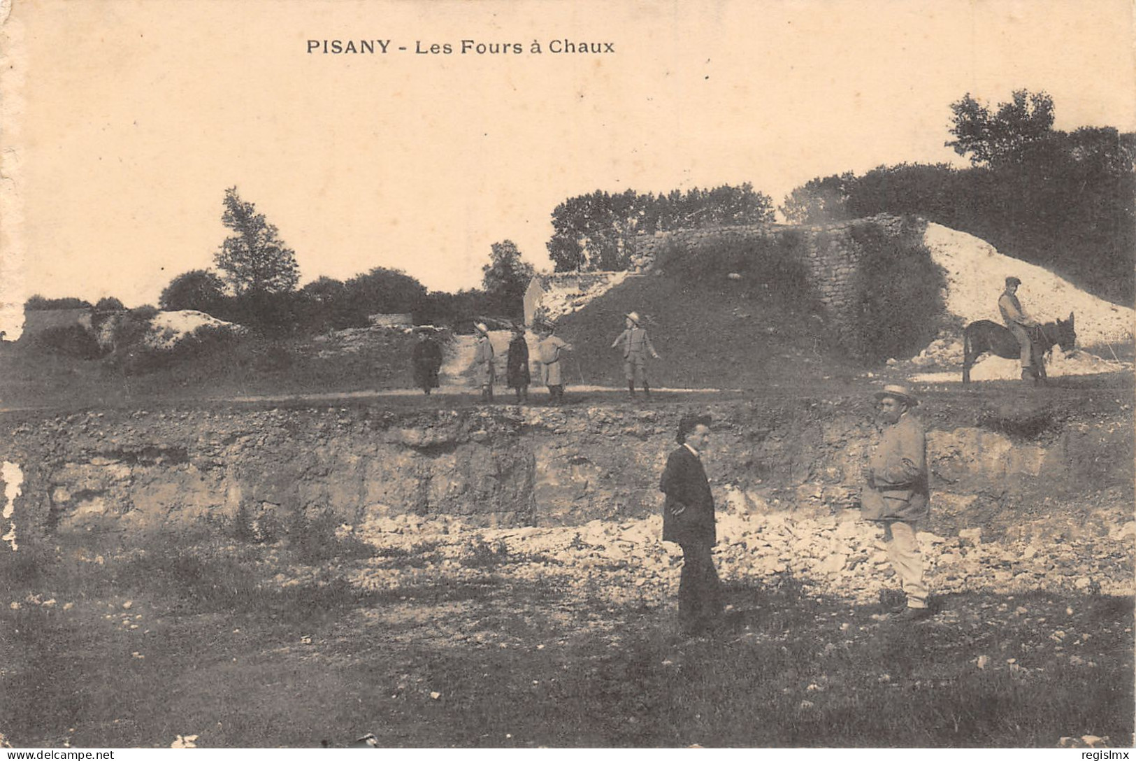 17-PISANY-LES FOURS A CHAUX-N°2041-C/0145 - Sonstige & Ohne Zuordnung
