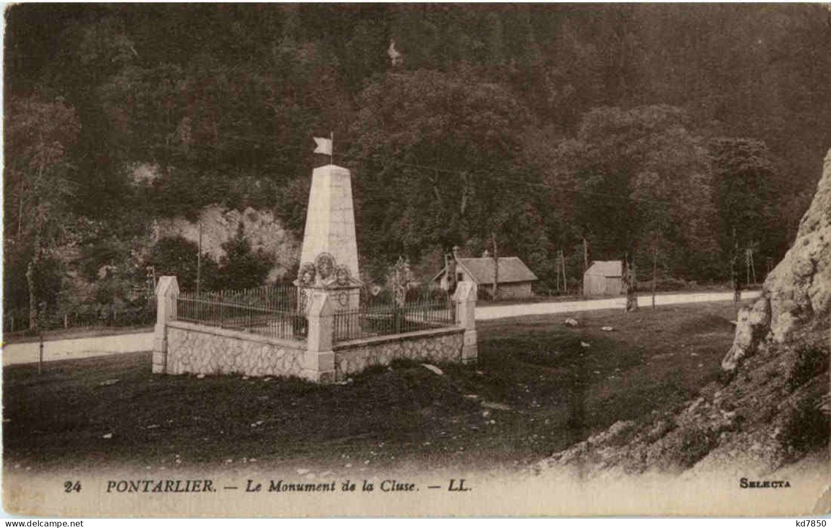 Pontarlier - Le Monument De La Cluse - Pontarlier