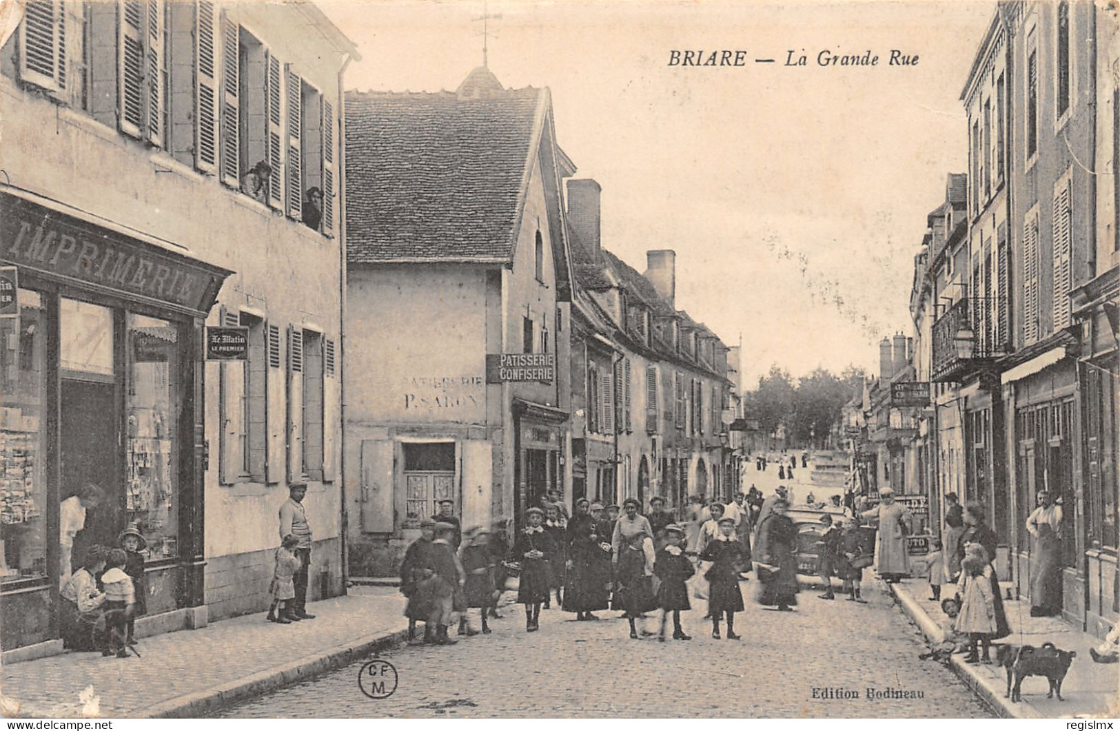 45-BRIARE-LA GRANDE RUE-N°2043-D/0037 - Briare