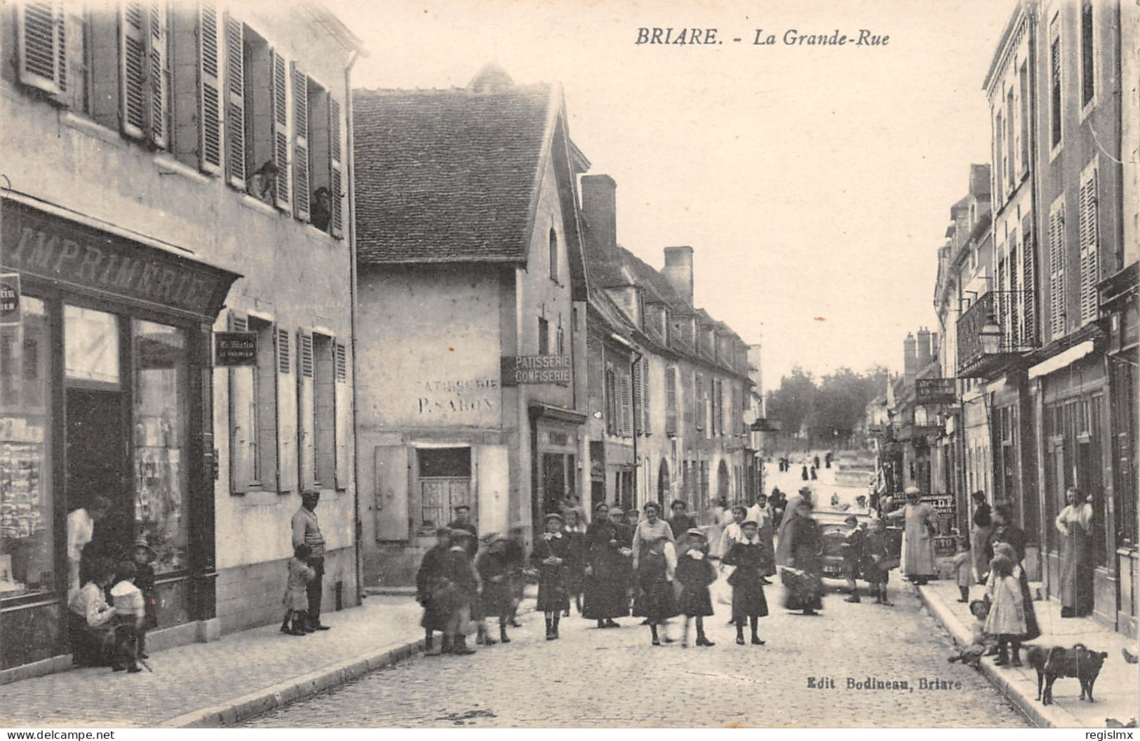 45-BRIARE-LA GRANDE RUE-N°2043-D/0029 - Briare
