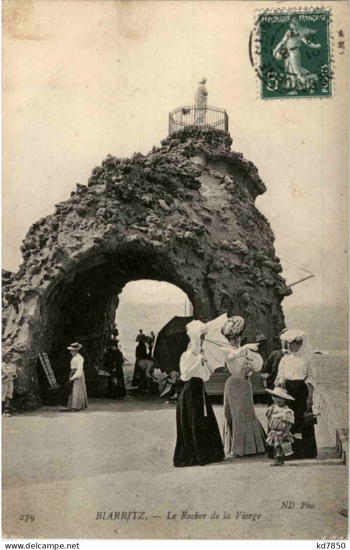 Biarritz - Le Rocher De La Vierge - Biarritz