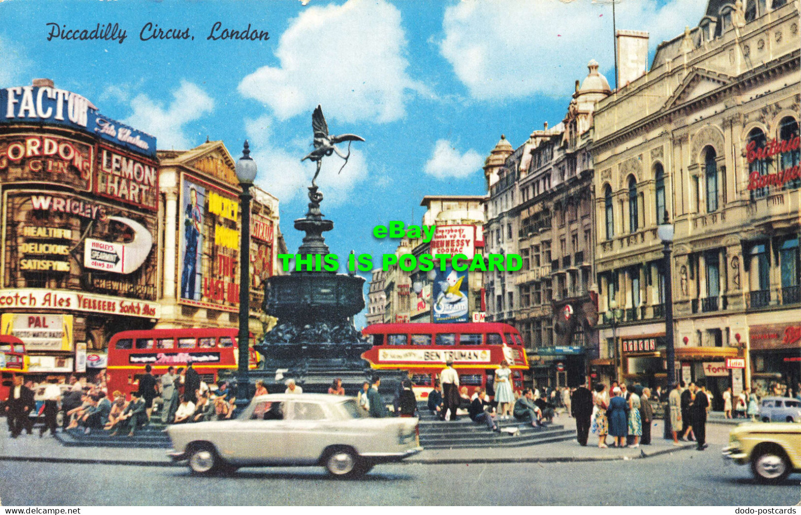 R574451 Piccadilly Circus. London. Kodak Ektachrome. Youngs Photo Reproductions - Otros & Sin Clasificación