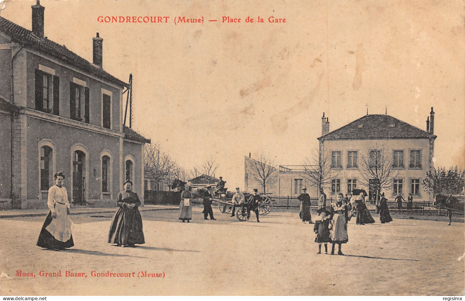 55-GONDRECOURT-PLACE DE LA GARE-N°2045-E/0167 - Gondrecourt Le Chateau