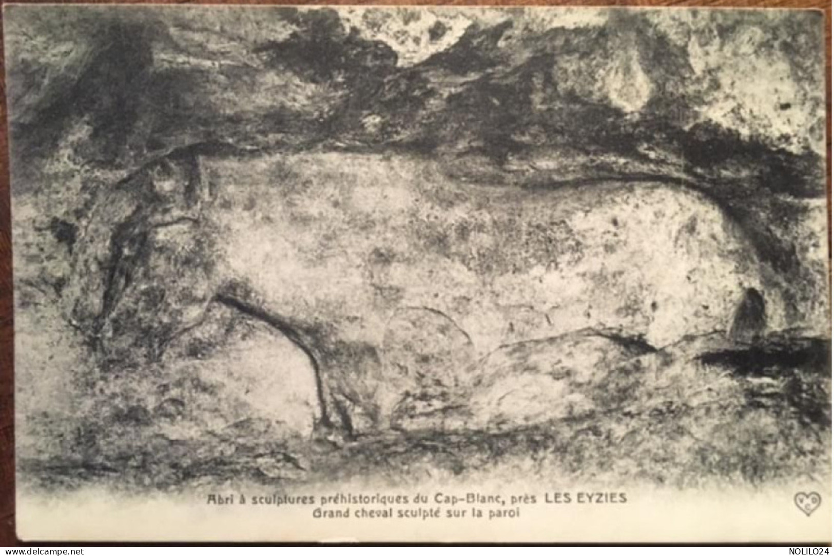 Cpa, 24, Dordogne, Abri à Sculptures Préhistoriques Du Cap-Blanc, Près Les Eyzies, Grand Cheval Scupté Sur La Paroi - Les Eyzies