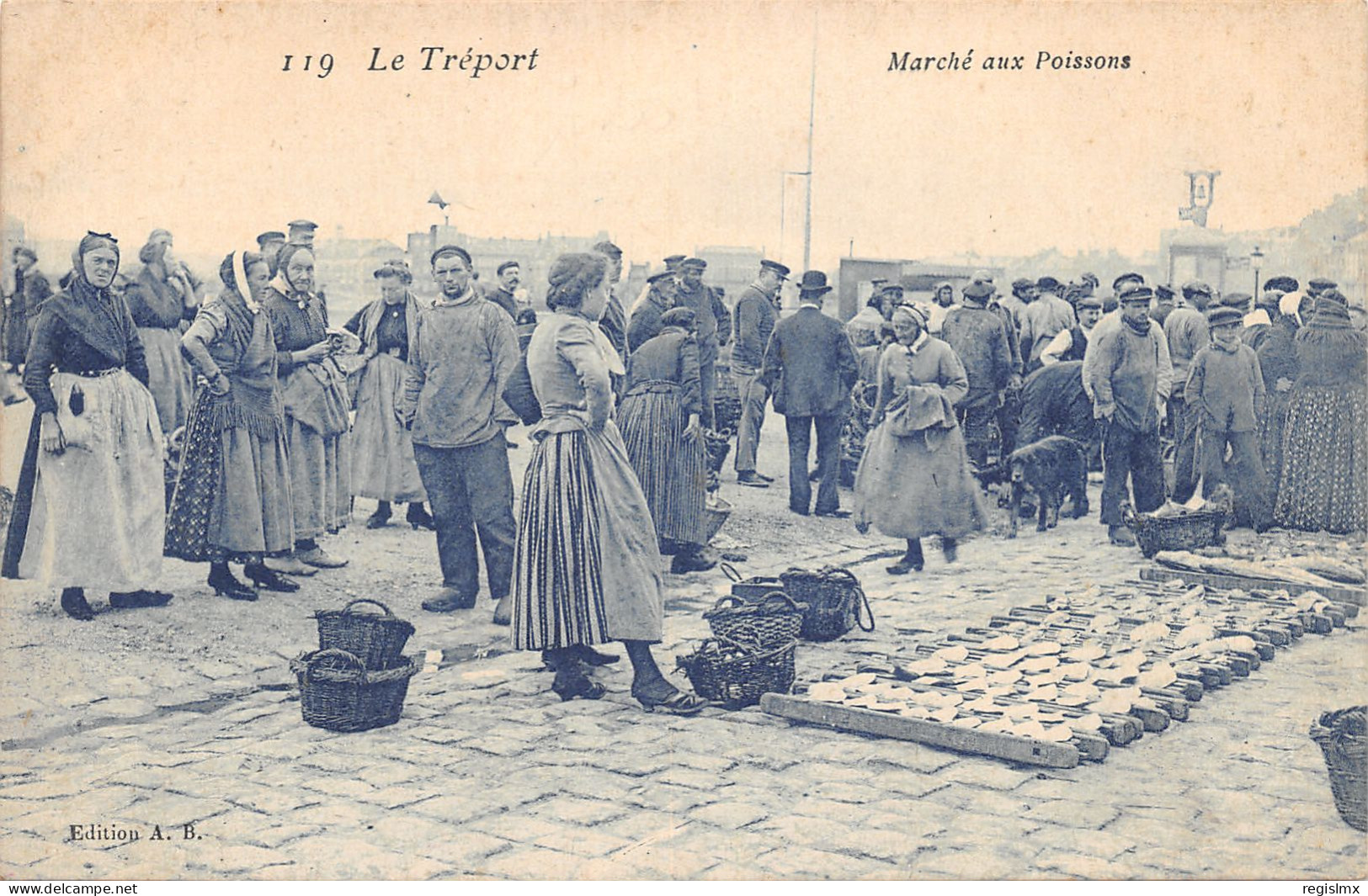 76-LE TREPORT-MARCHE AUX POISSONS-N°2048-B/0205 - Le Treport